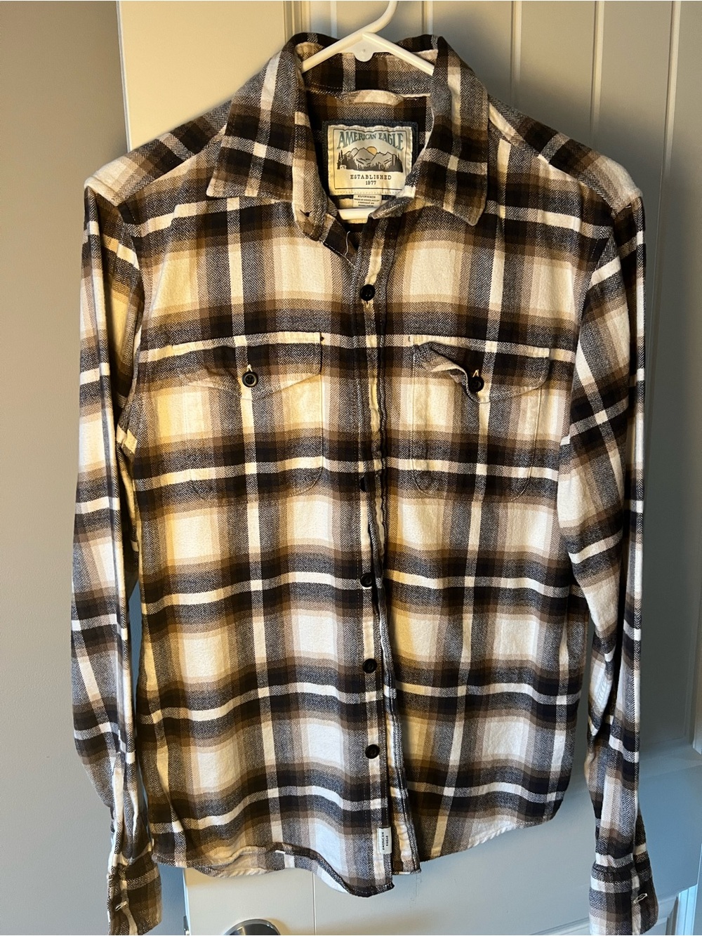 American Eagle Outfitters Brown and Cream Plaid Button-Down Shirt